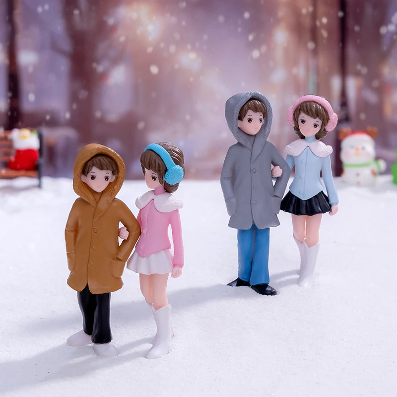 Миниатюрные фигурки для влюбленных