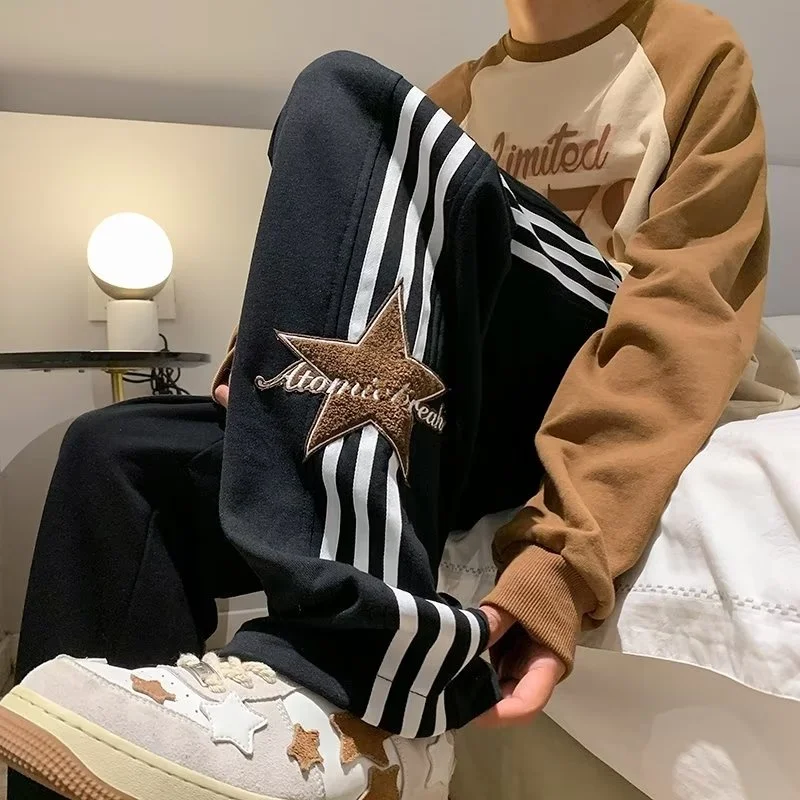 

Elastic Waist Loose Style Joggers Trousers Y2K Fashion Pants New Streetwear Casual Pants Male Trousers Wide Leg Pants Sweatpants