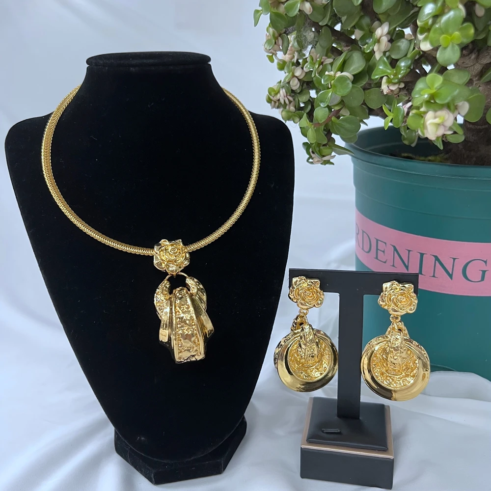 

Fashion Jewelry Set for Women Wedding Design Hoop Earrings and Necklace 2PCS Jewelry Set for African Nigerian Necklace Earrings