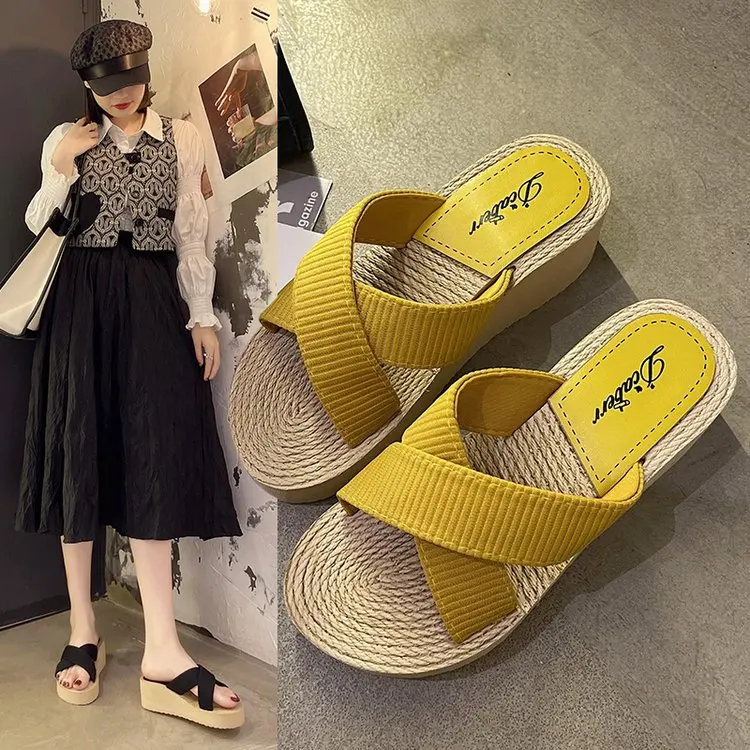 

Low Shoes Woman's Slippers Slides On A Wedge Platform 2023 Rome Hoof Heels Basic Rubber Scandals PU Fabric Shoes Woman 2023 Low