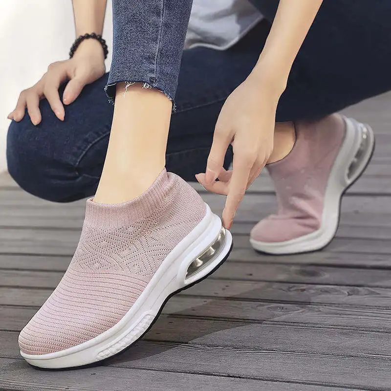 

Women's Running Shoes Women's Summer Sneakers Sport Shoes Women Women's Running Shoes Cushioning White Sports Trainers Black 3L