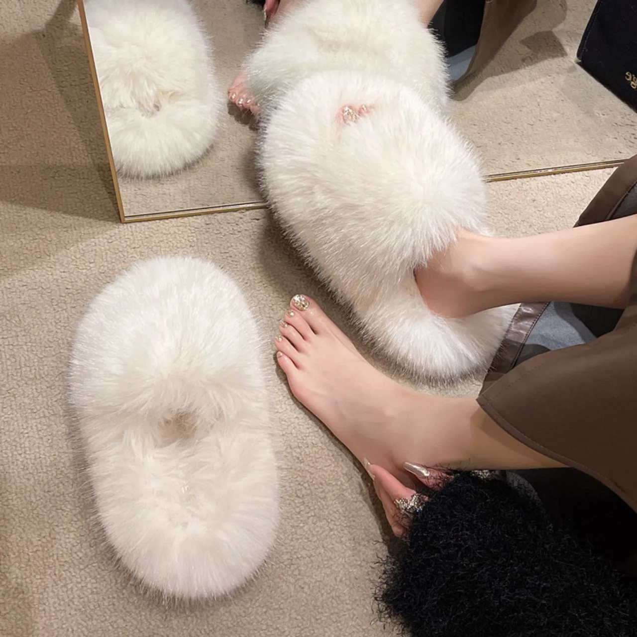 Женские тапочки из натуральной шерсти и хлопка новинка зимы 2023 прямые плоская