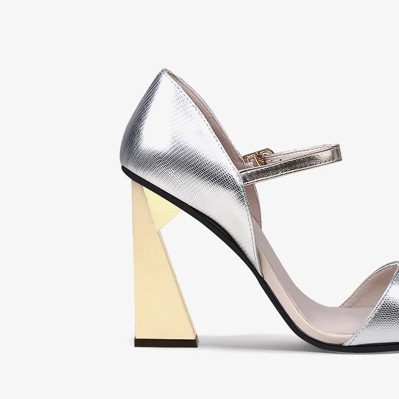 Серебряный ремешок с пряжкой 9 см очень высокий каблук специальной формы острый