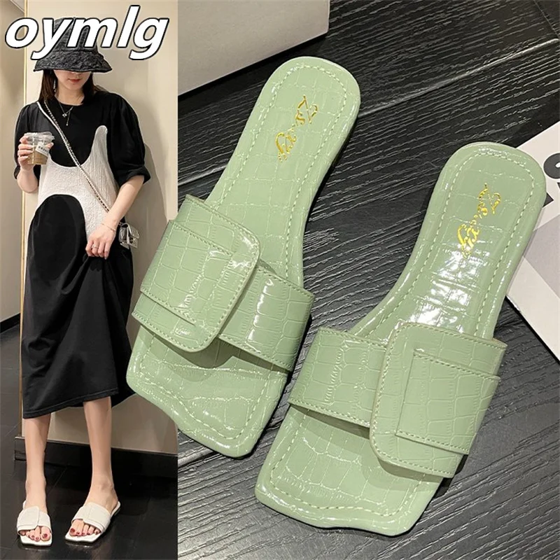 

Fashion square-toe flat-bottomed slippers women's 2022 summer new solid color flip flops outside wear soft-soled sandals