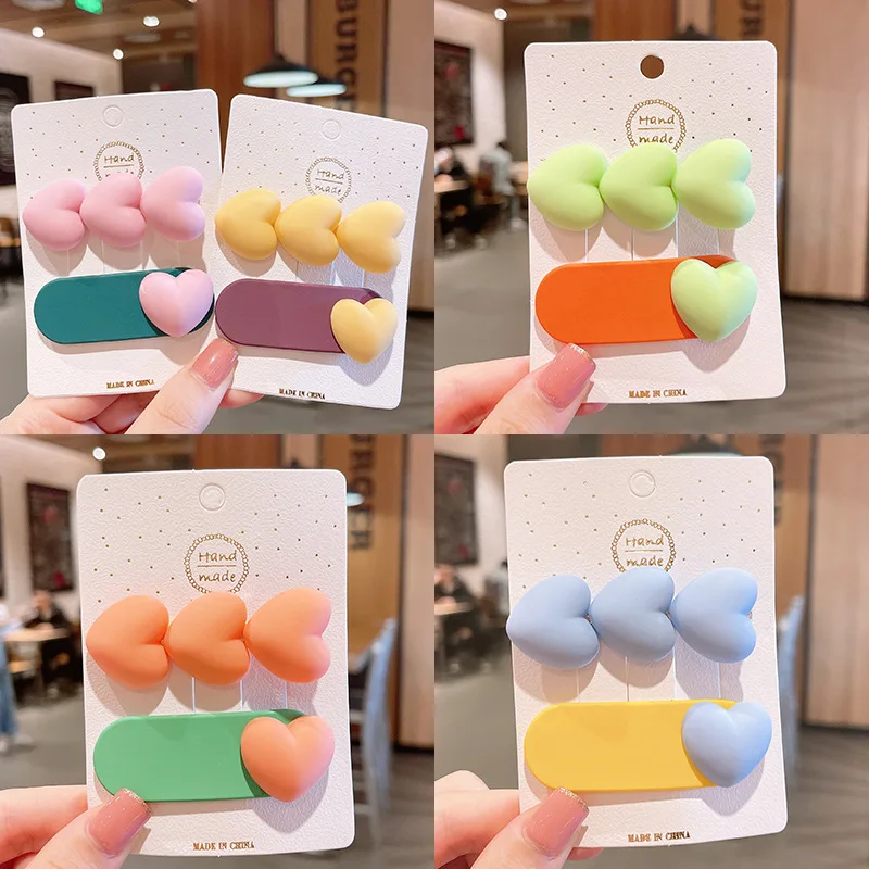 

2 шт., заколки для волос, яркие цвета