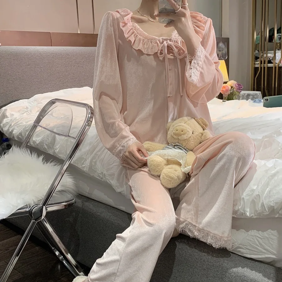 High Quality Spring Autumn Nightwear Set Golden Velvet Long-Sleeved Trousers Two Piece Suit Pajamas For Women Home Clothes