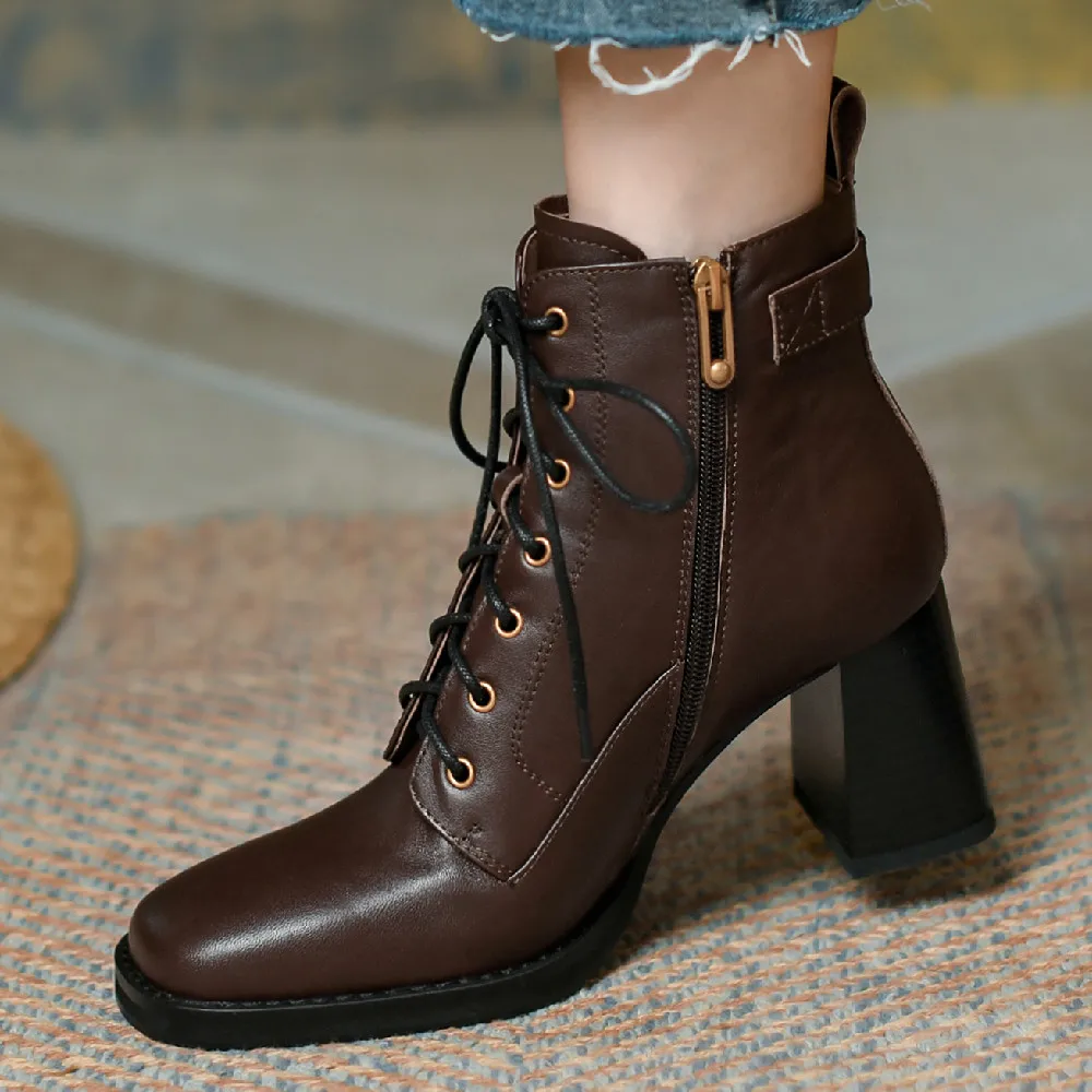 Женские ботильоны из натуральной кожи на толстом высоком каблуке с квадратным