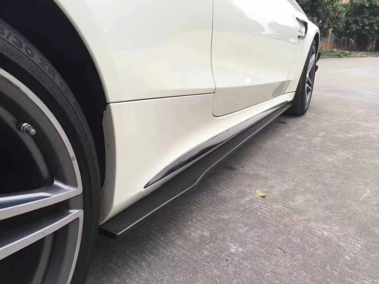 Фото W205 PSM Стиль Боковые юбки Автомобильные внешние аксессуары Боковая юбка из углеродного волокна для C Class W205 C63 №5