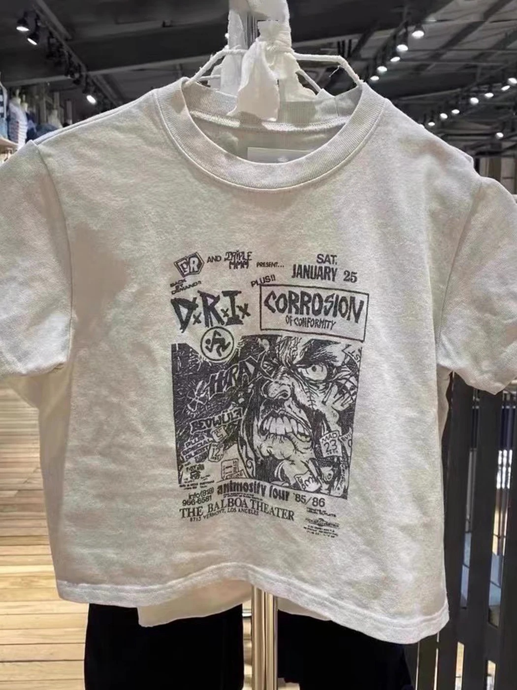 

Футболка женская летняя с круглым вырезом, коротким рукавом и графическим принтом