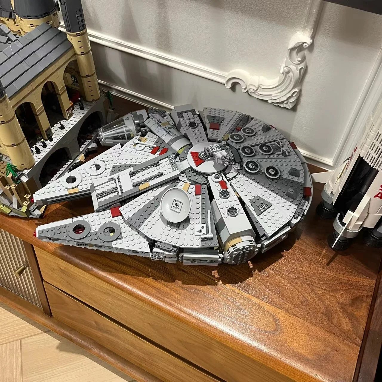 Конструктор Falcon 75257 Космический корабль