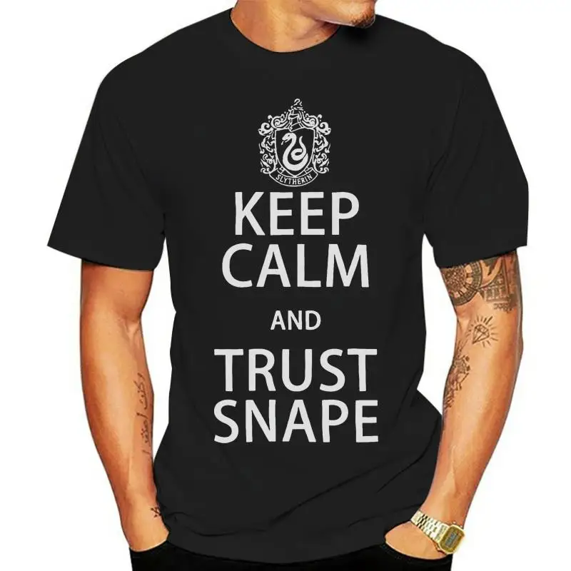 

Новинка 2022, модная футболка с надписью KEEP CALM AND TRUST SNAPE, хипстерские футболки с круглым вырезом