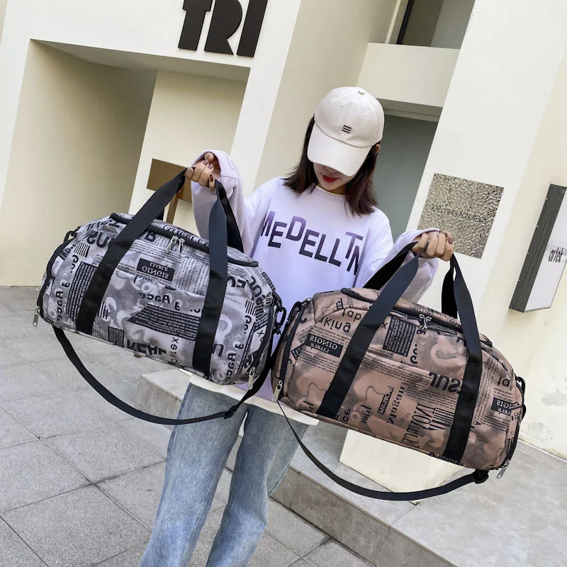 

Retro Graffiti Training Gym Bag Men Outdoor Dry Wet Handbag Women Yoga Sport Shoulder Bag Large Travel Bag With Shoe Compartment