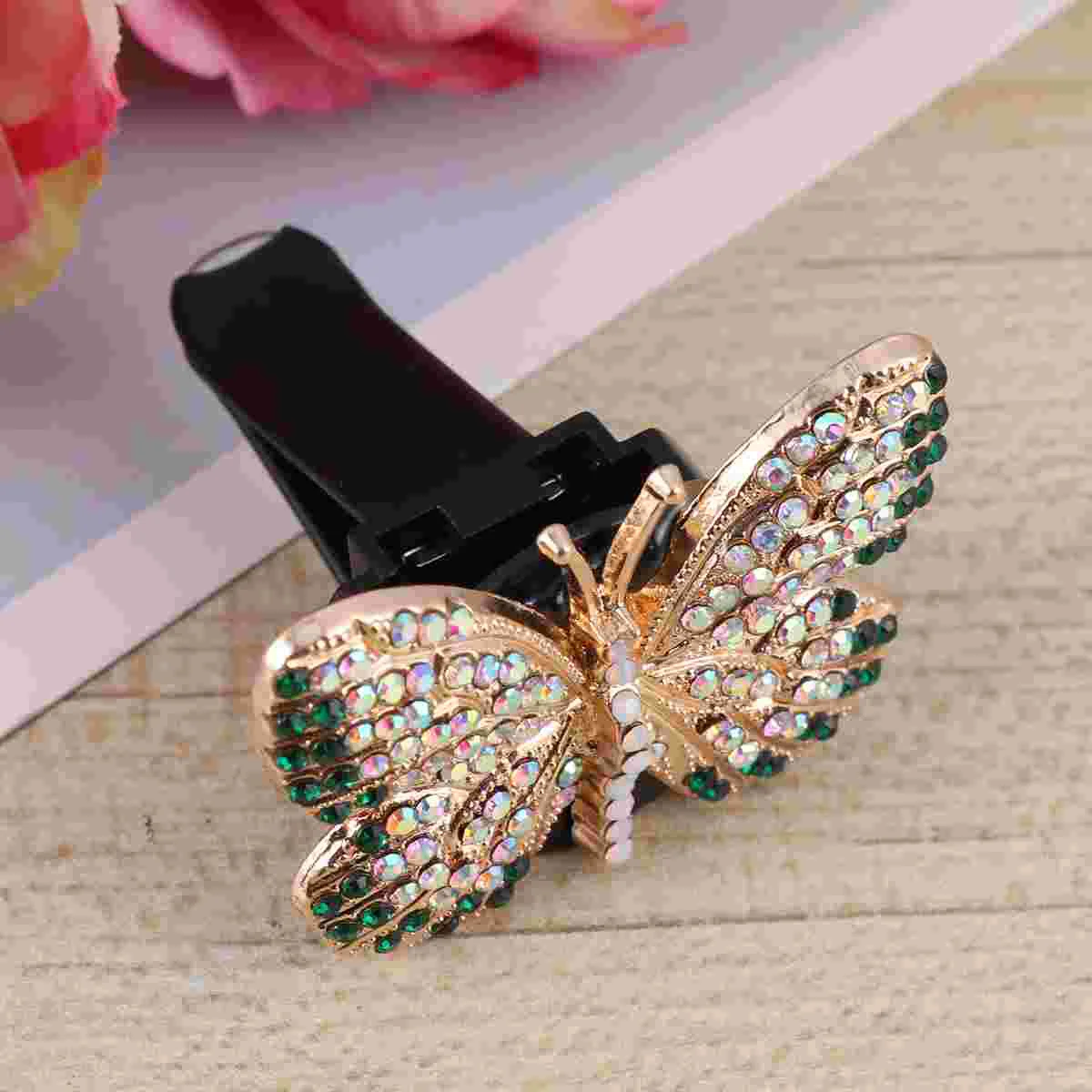 

1pc Clip Charms Creative Aromatherapy Ornament for Vehicle