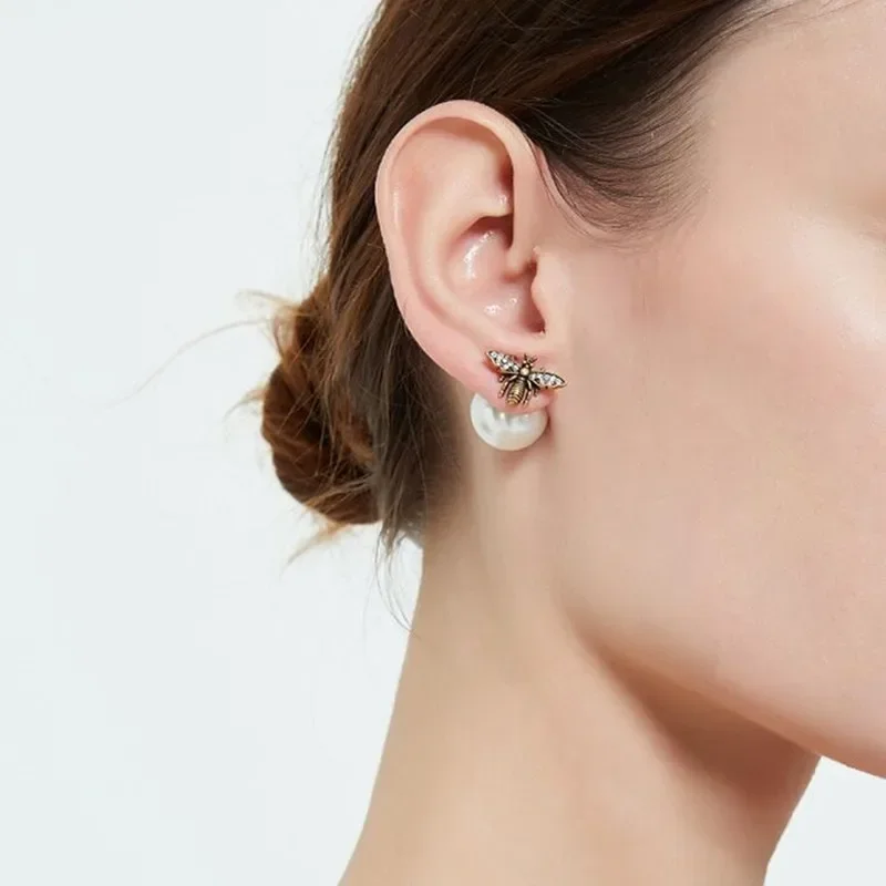 Женские серьги в ретро стиле с пчелиным жемчугом