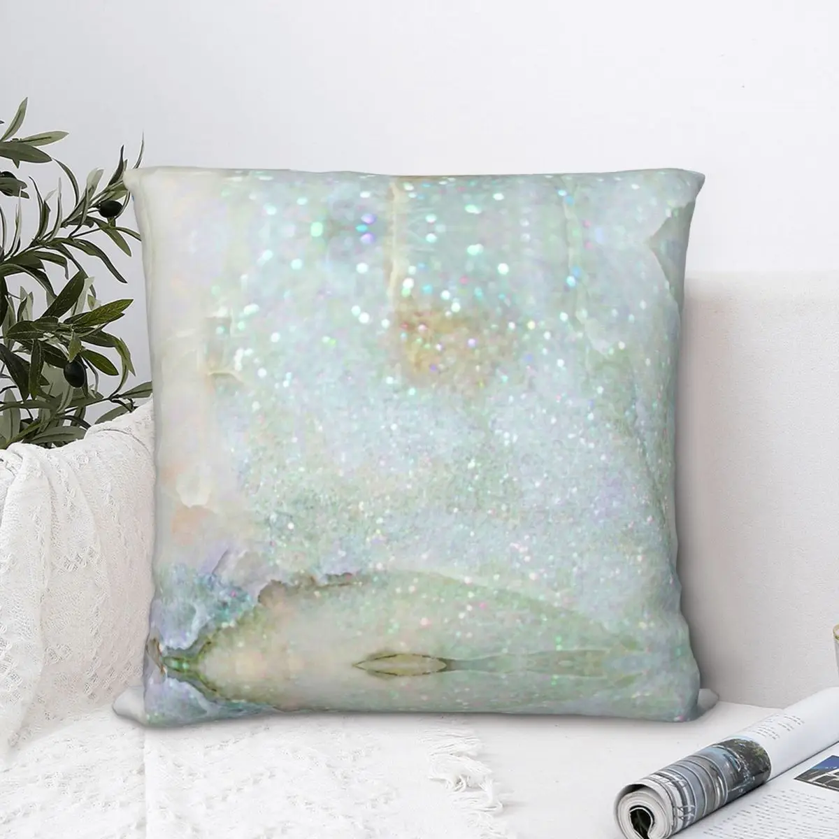 Полупрозрачная розовая золотистая и искусственная наволочка мягкая фотография