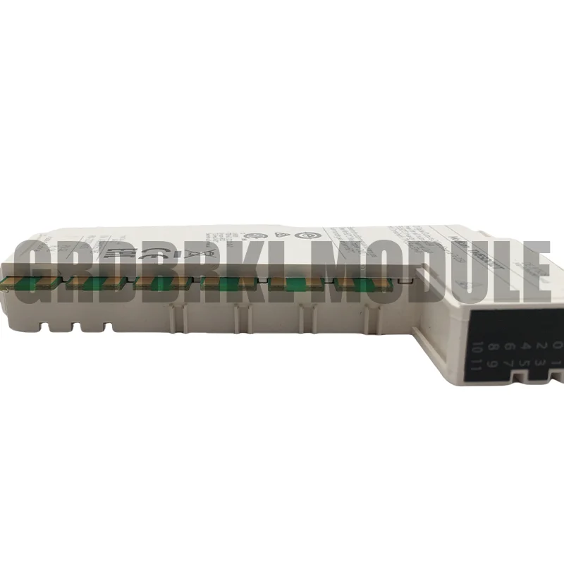 Совершенно новый оригинальный TM5SDO12T TM5SDI12D BMXNOE0100