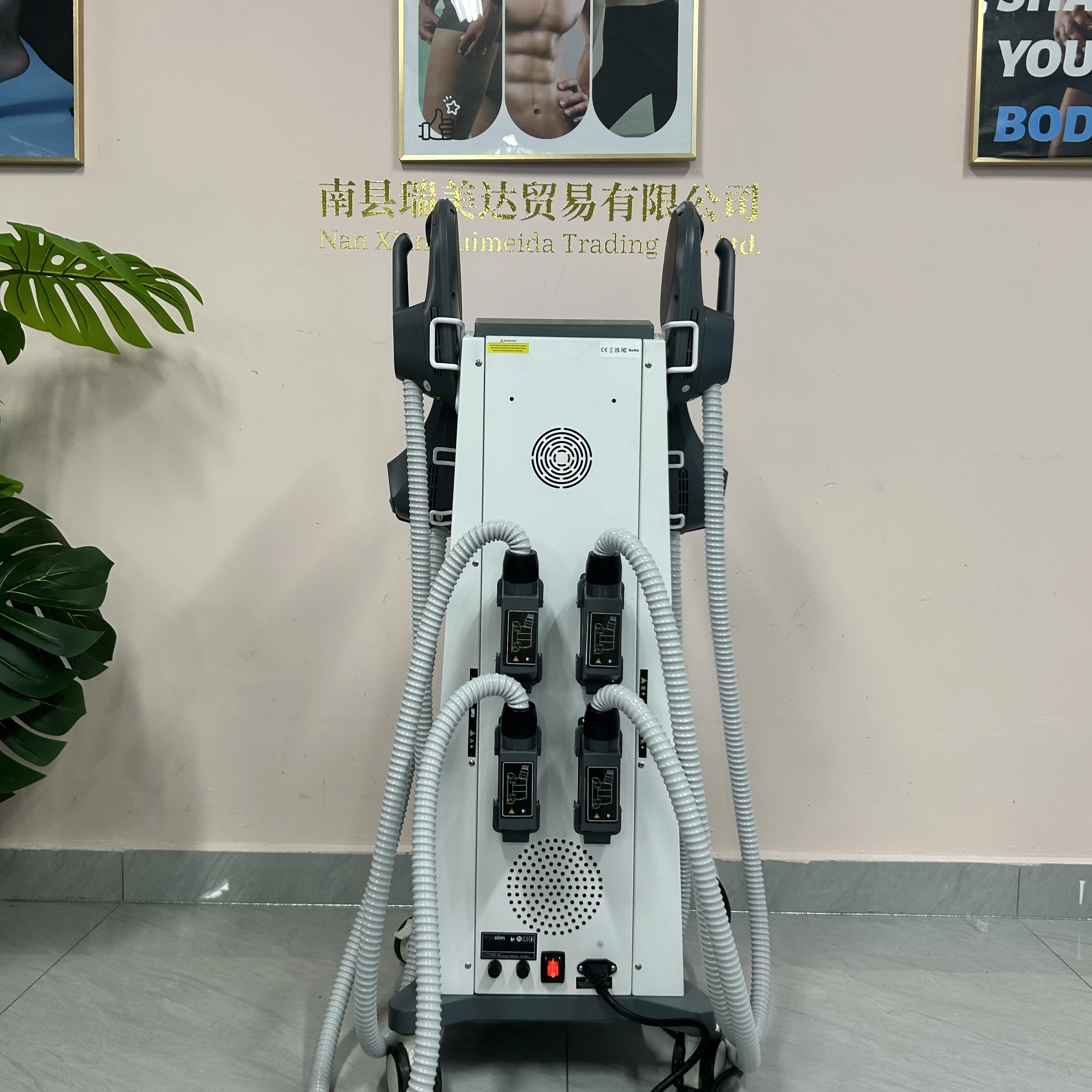 Фото Профессиональный аппарат MYOslim RF 6500W 15T для коррекции фигуры и стимуляции мышц EMS №4
