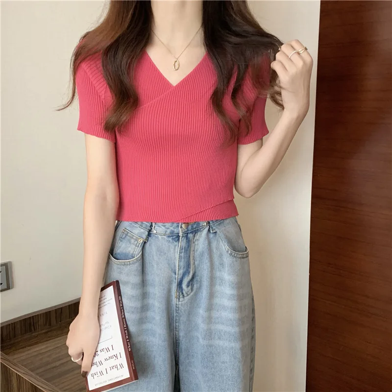 

2022 NEW FASHION WOMEN Casual solid color summer new V-neck short-sleeved top