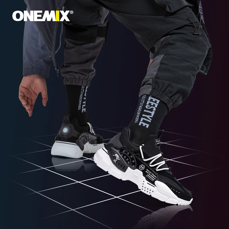 ONEMIX 2023 New Running Shoes for Men Height Increasing Ulzza Harajuku Cushioning Platform Retro Sports Shoes Walking Sneakers