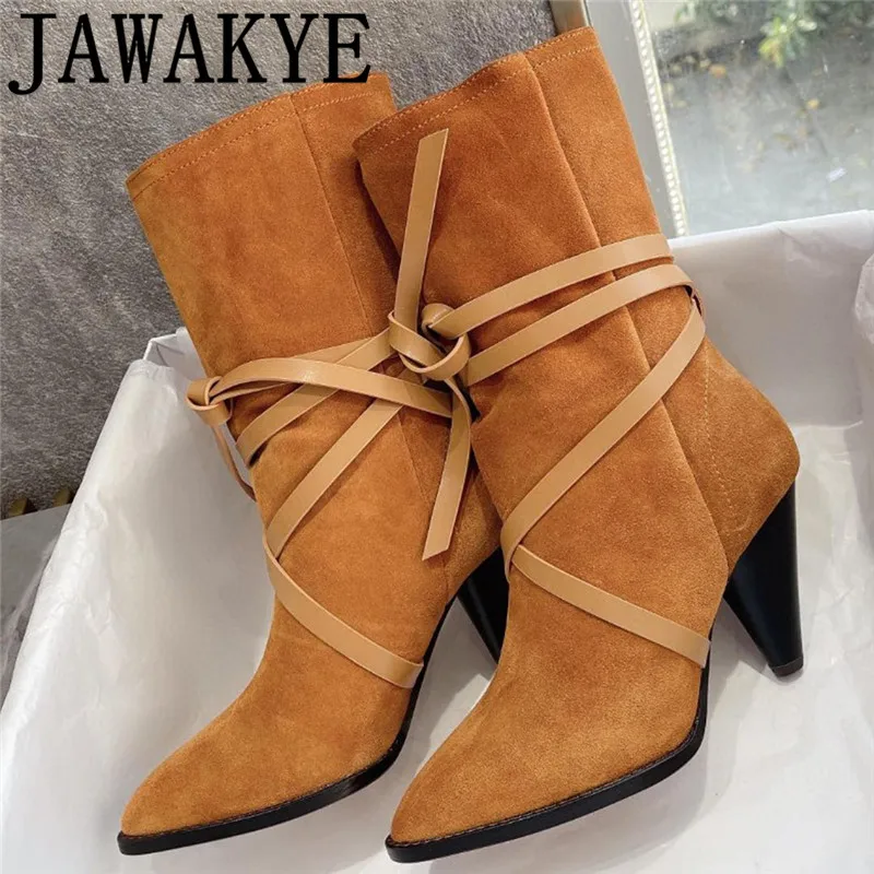 

Дизайнерские новые детские замшевые короткие сапоги до середины икры, женские Привлекательные дизайнерские сапоги с острым носком и ремешком на каблуке-шпильке, Зимние ботильоны для женщин