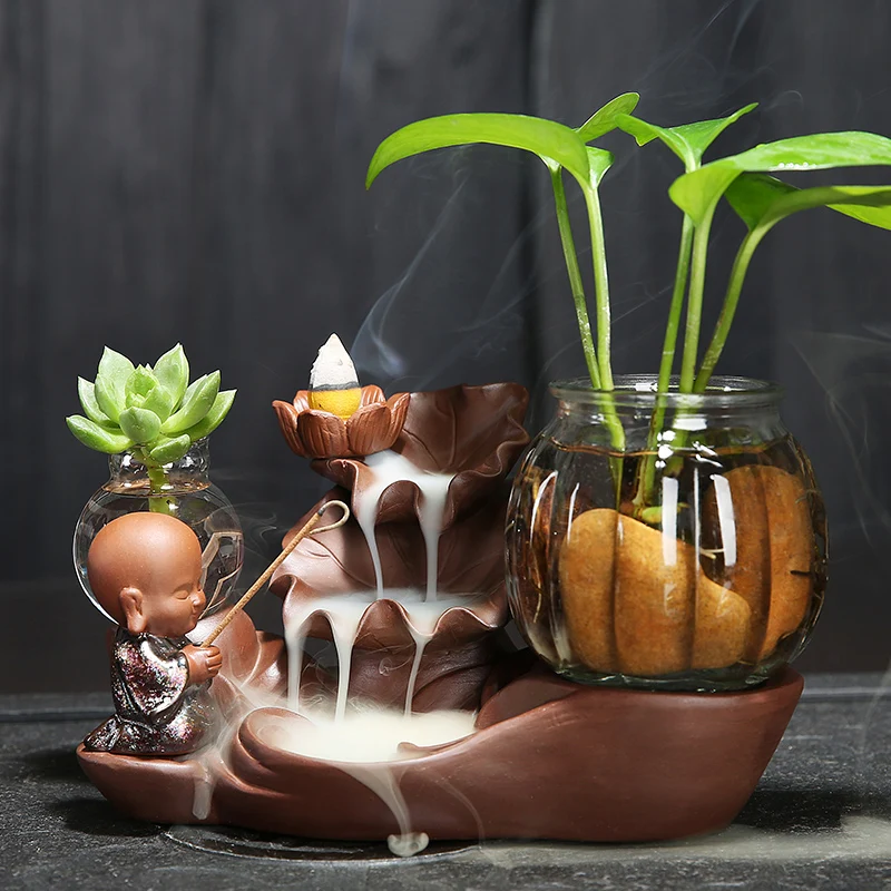 

Милая маленькая Будда-монах, искусственная курильница, лист лотоса, креативное керамическое украшение для сада, дома и офиса
