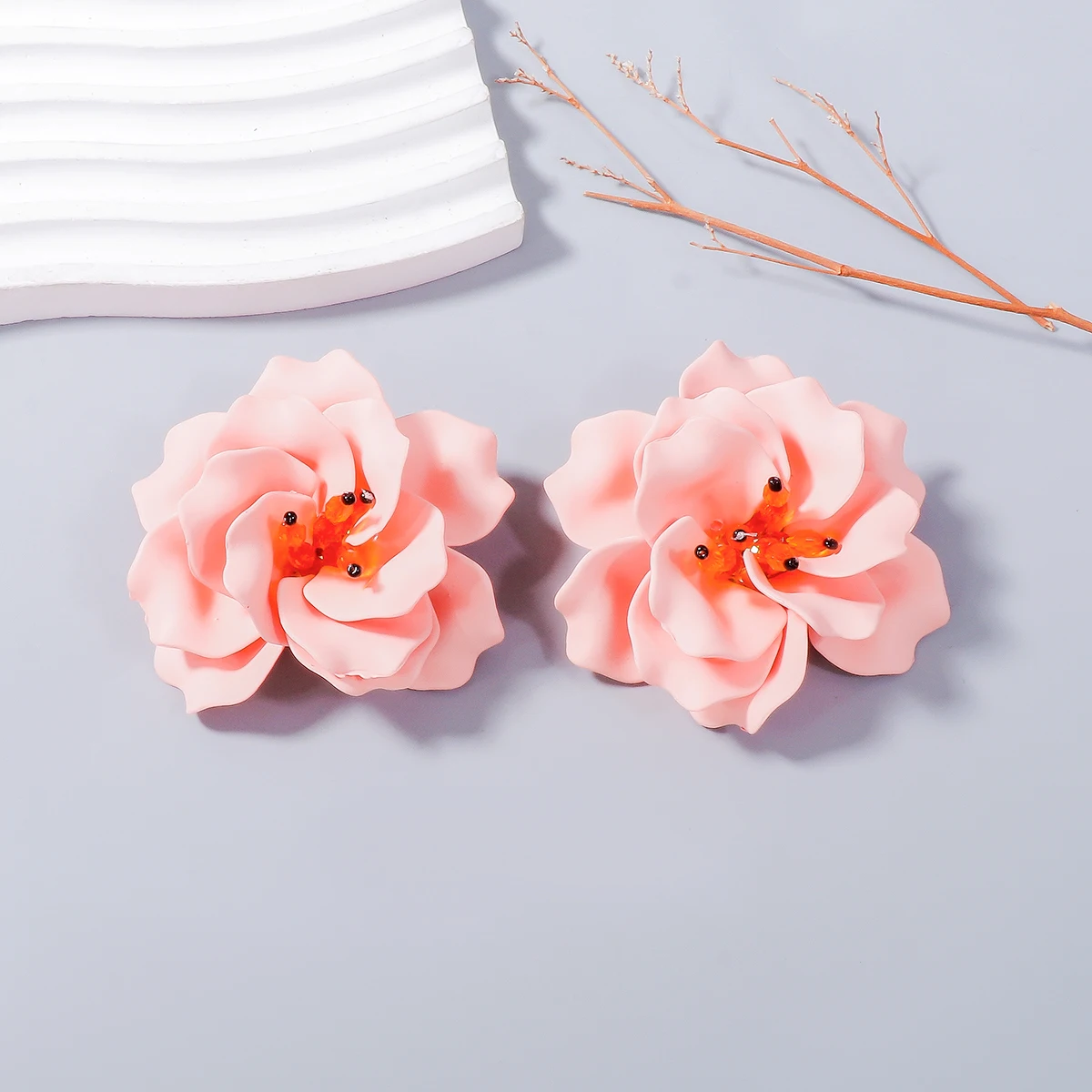 Новинка 2024 Красочные Висячие серьги ZAA в виде цветка из смолы для женщин