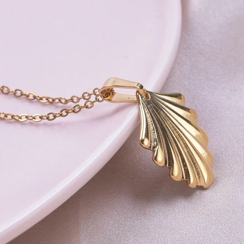 

Elegant Sea Jewelry Shell Pendant Necklaces For Women Accessories Stainless Steel Necklace Vintage Girl Choker Beach Collar Gift