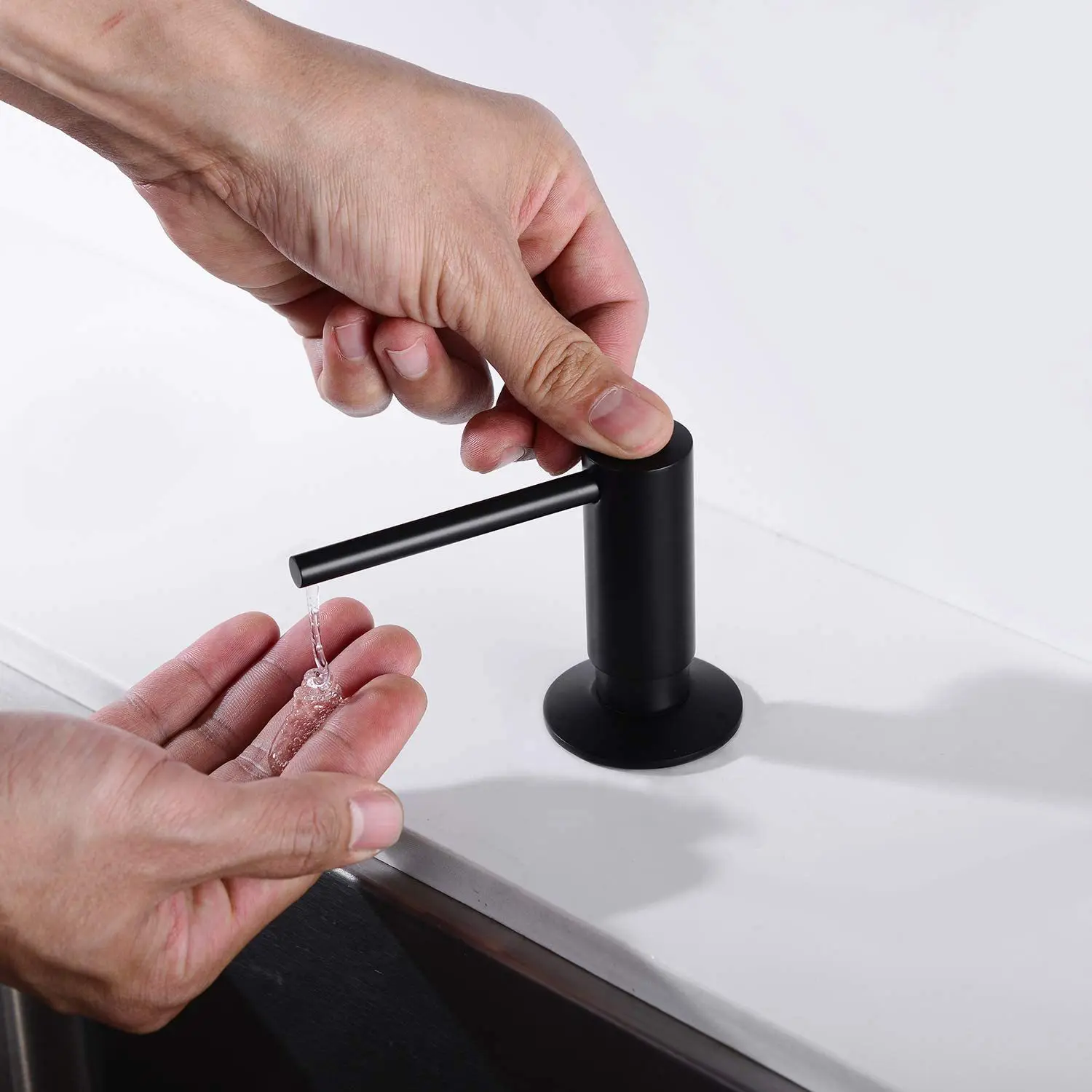 Встраиваемый кухонный дозатор для жидкого мыла 500 мл