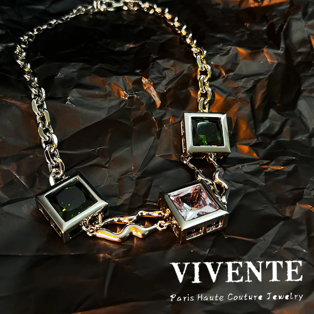 

New style women's necklaces, high-end gemstones, and versatile high-end banquet and party clothing combinations