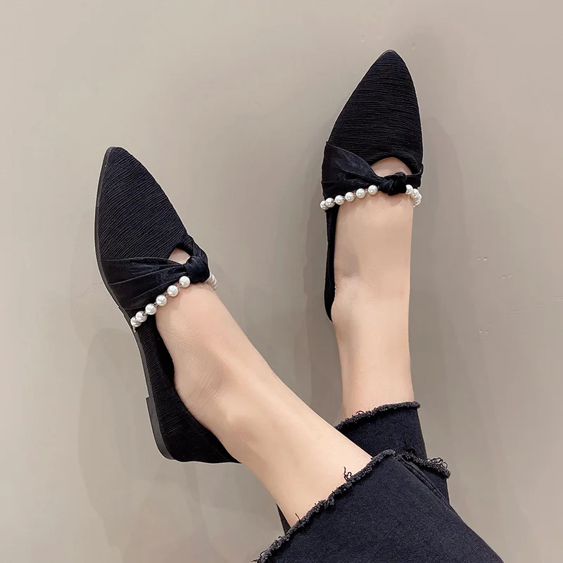 Pearl Decorateion Shoes Woman 2023 Pointed Toe Modis Autumn Casual Female Sneakers Flats Shallow Mouth Beading New Big Size Cute