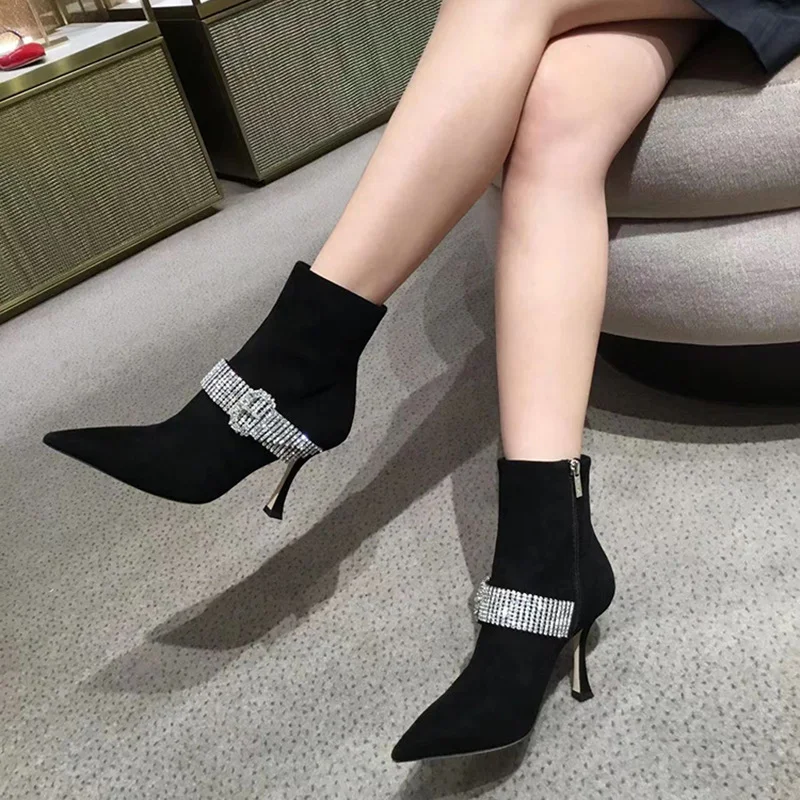 

Black rhine-diamond chain ankle boot for Women 2022 new side zipper suede with pointed heel high boot with fine heel