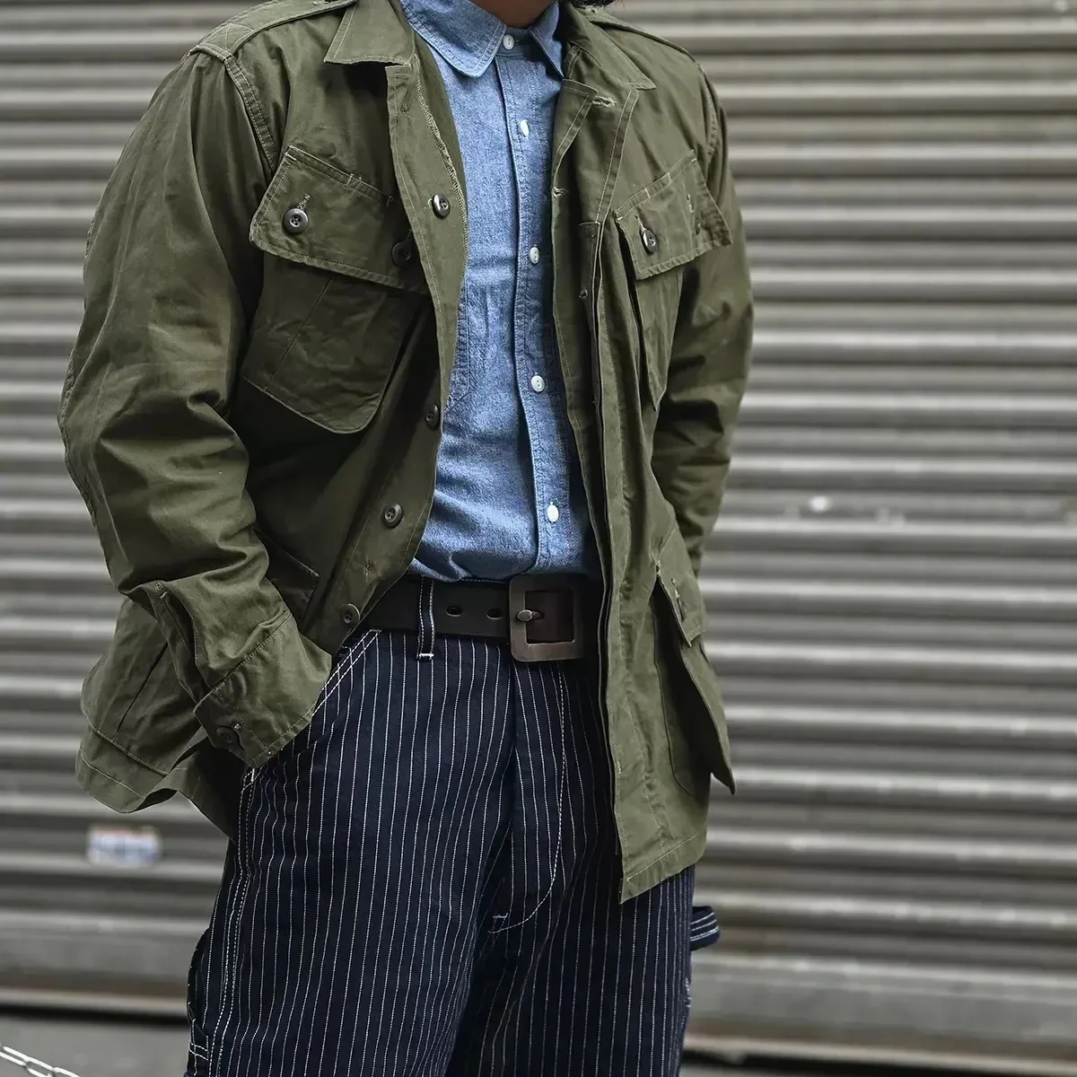 Классическая рубашка Chambray весенняя мужская рабочая с двумя карманами