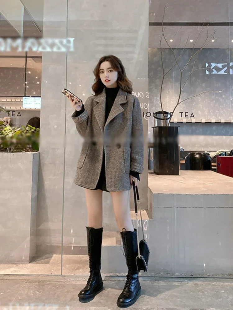 Пальто женское шерстяное двубортное