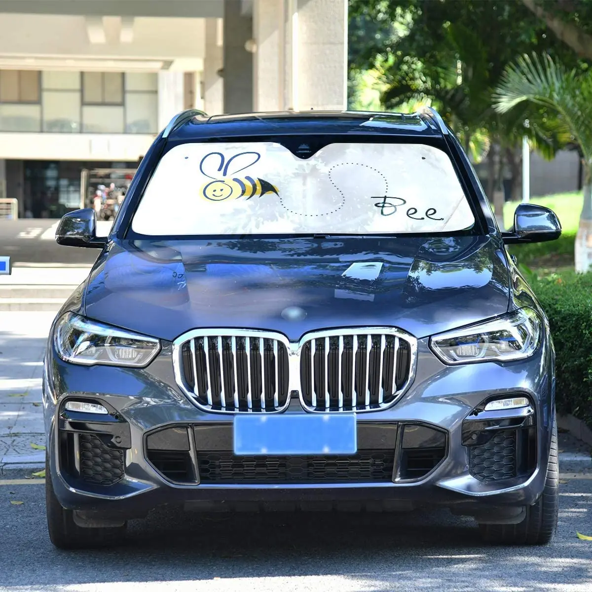 Рисунок 4 - YYZZH Милая пчела мультфильм пчела