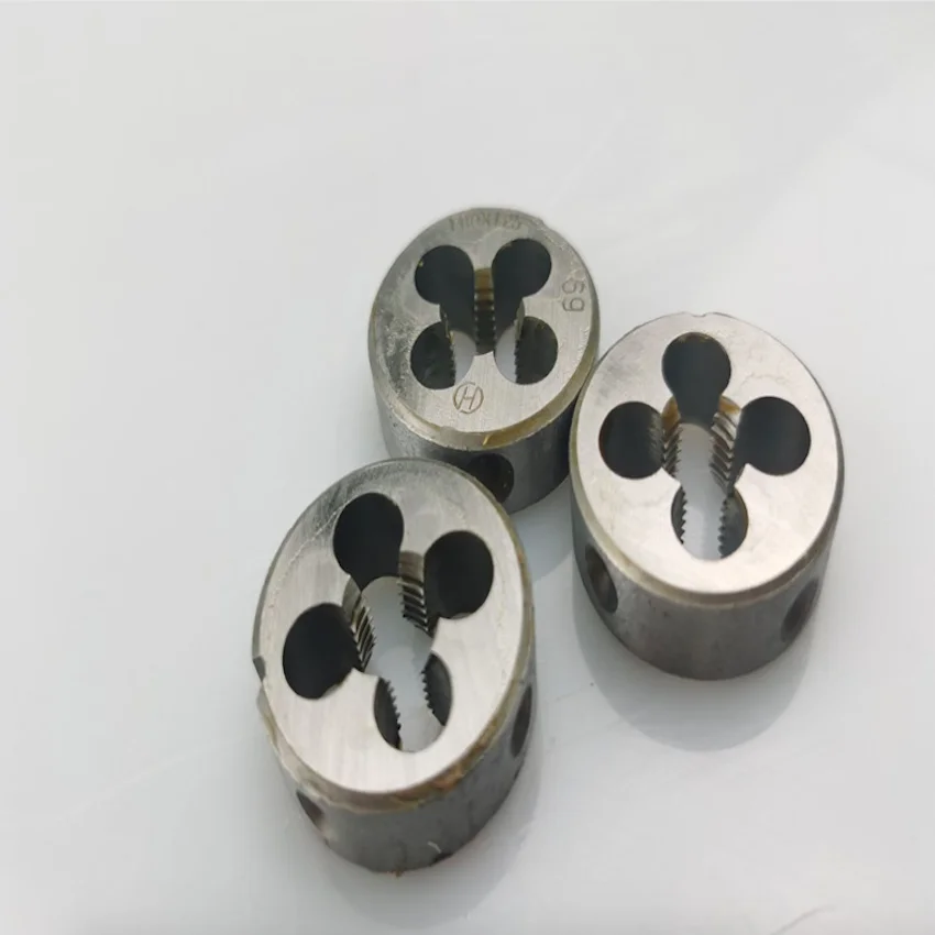

Стоимость продажи 1 шт., 9Sicr, ручные штампы M10/m11/m12/m13/m14/m15*0,5-2,0 мм, штамп для стали, железа, алюминия, меди, резьба заготовки