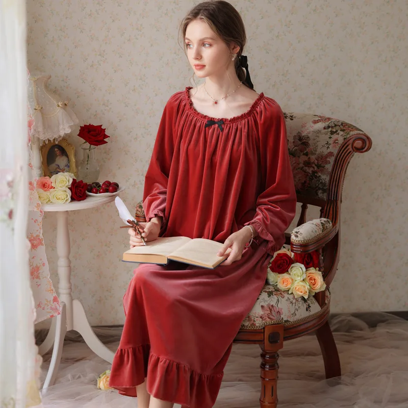 

New Long Sleeve Gold Velvet Nightgown Women Fall/winter Retro Fat Sister Pajamas Princess Can Wear Home Clothes Soft And Warm