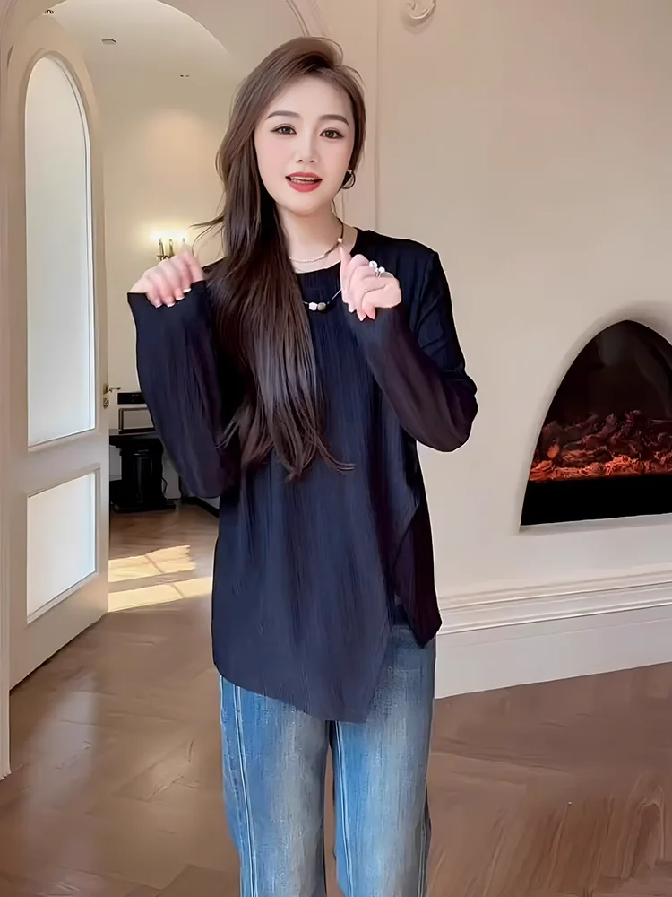 Женская футболка с разрезом и длинным рукавом на раннюю осень