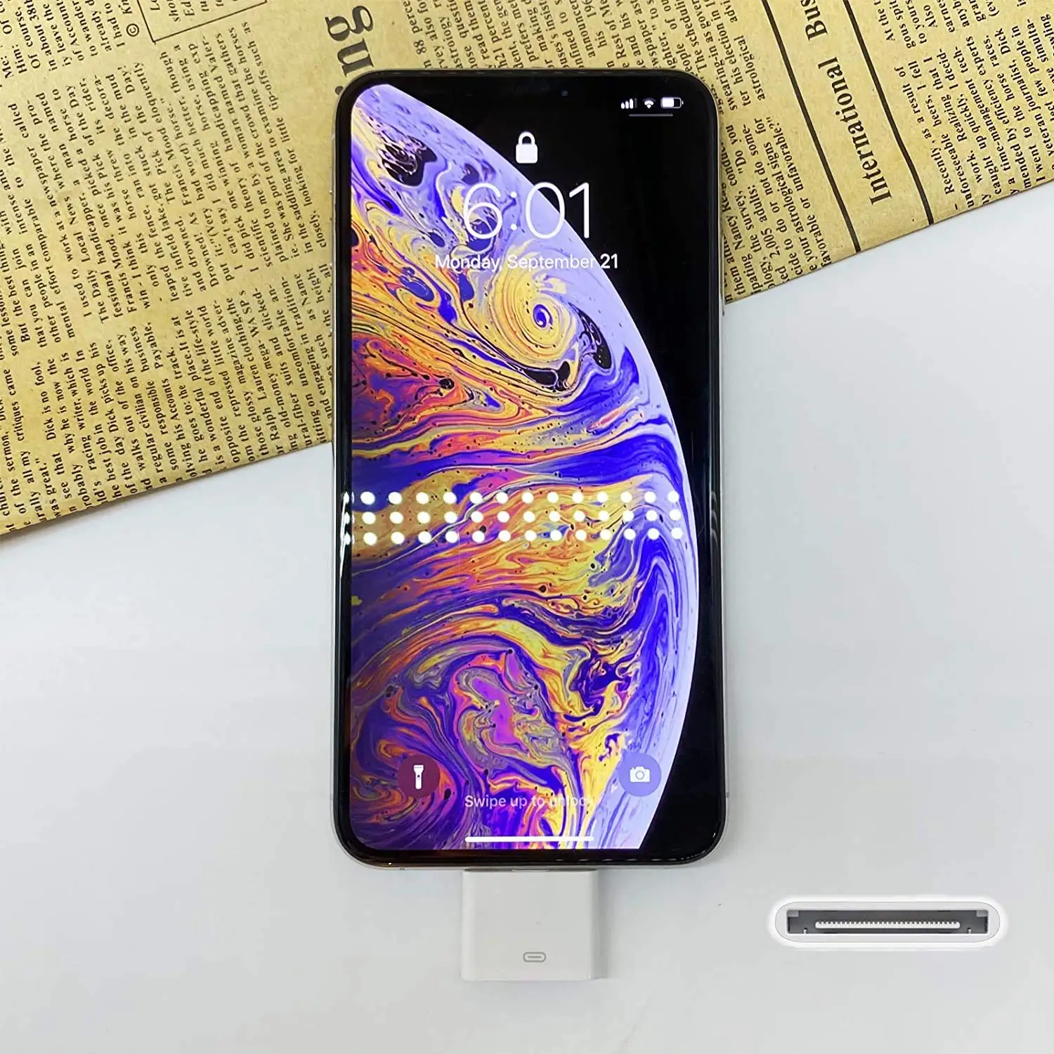 Адаптер Lightning/30-Pin с поддержкой зарядки и передачи данных совместим iPhone iPad iPod 11 XS X 8