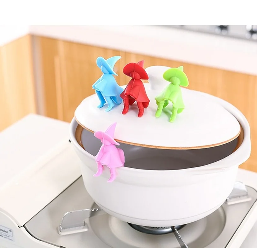 

Креативный злодей поднимает крышку кастрюли, устройство защиты от внешнего света и увеличения для предотвращения перелива супа из кастрюл...