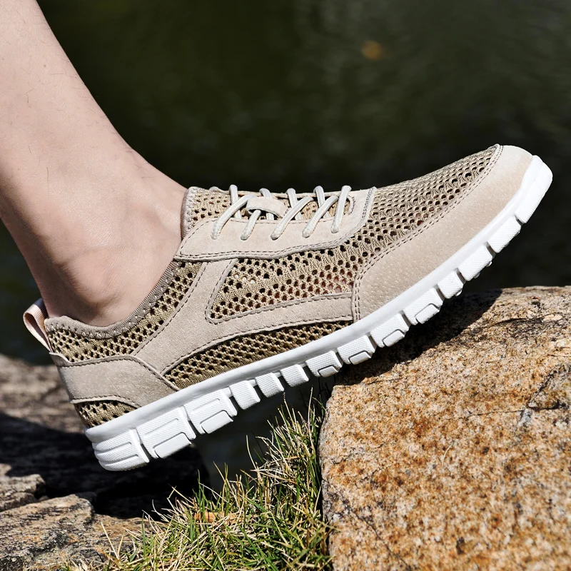 

men sneakers lightweight Men Shoes Sports Breathable Tenis Non-slip Sneakers Outdoor Casual Platform New summer Men casual Shoes
