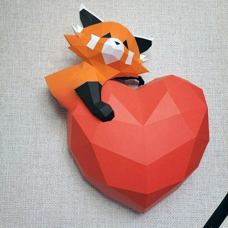 Красная панда держит любовь бумажная модель украшение для стены домашний декор