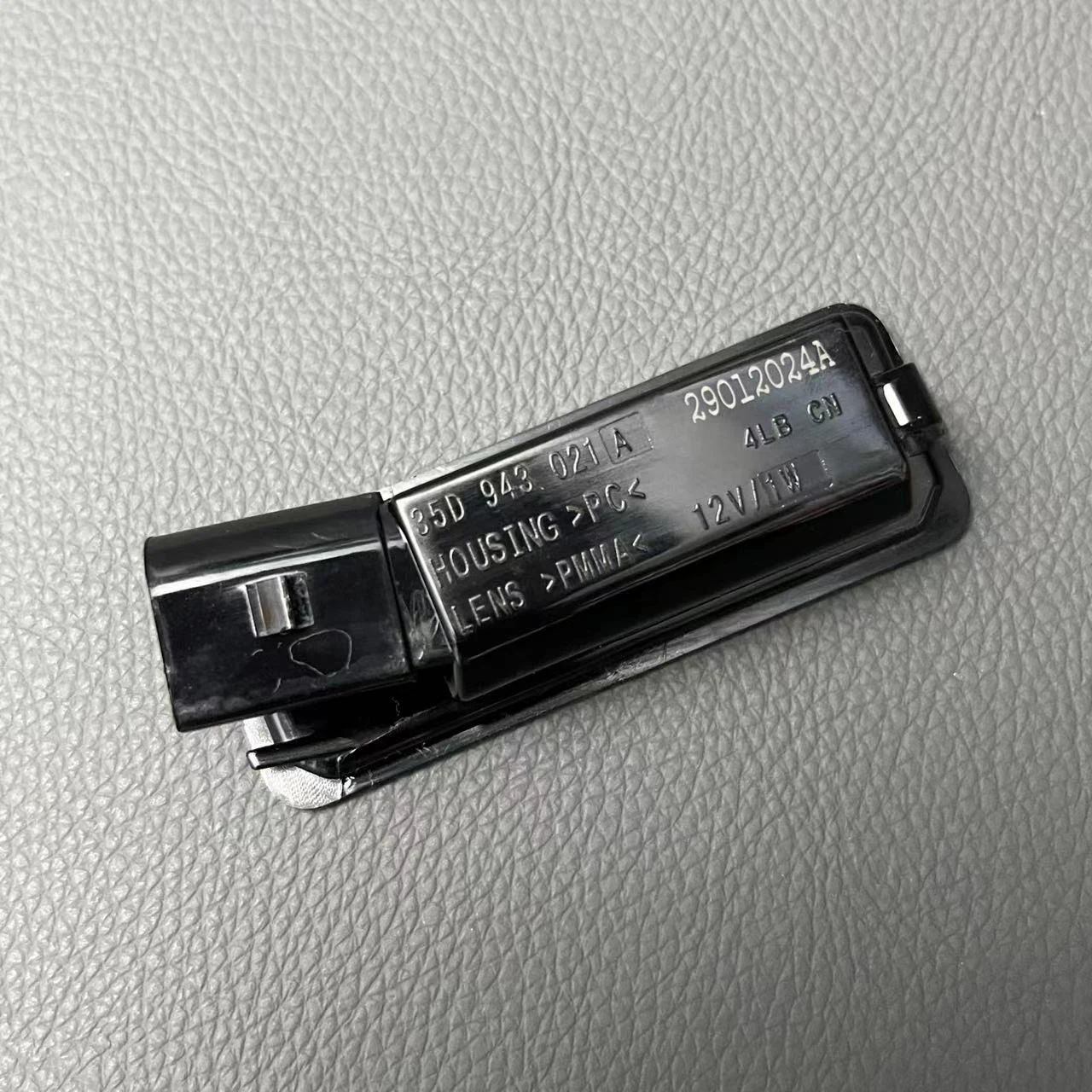Светодиодный номерной знак для VW Golf 7 MK7 Passat B7 Eos CC Scirocco 35D 943 021 A 35D943021A 1K8943021C