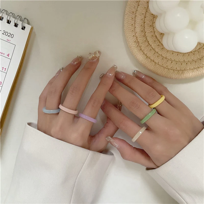 

LingLu 5Pcs/Set Simple Colorful Acrylic Rings Sweet Cute Korean Style 2022 New Trendy Rings for Women Party Girls Gifts Jewelry