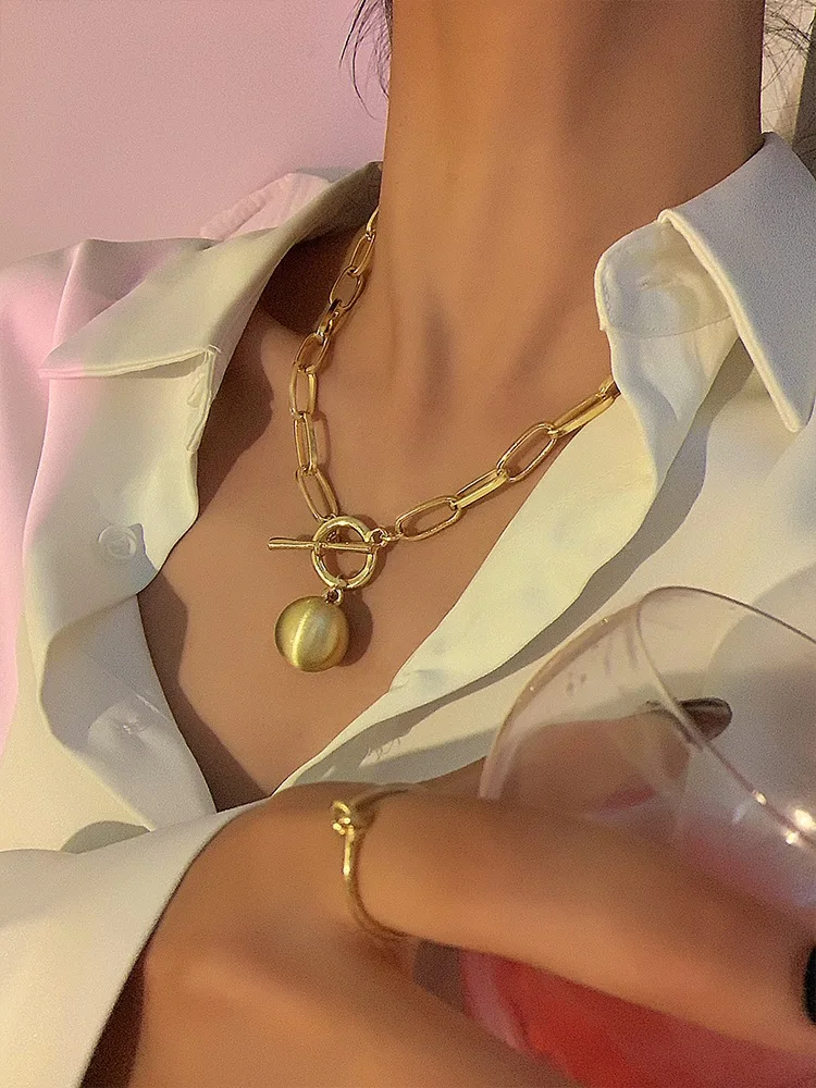 

2022 Punk Silver Gold Color Thick Clavicle Chain Collar Ball Pendant Choker Necklaces For Women Men Fashion Gothic Jewelry Gift