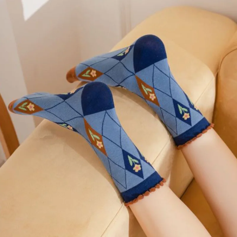 5 Pairs Middle Tube Cotton Socks Women Fashion Animal Print Kawaii Socks Long Autumn Winter Cycling Designer Brand Foot Warmers