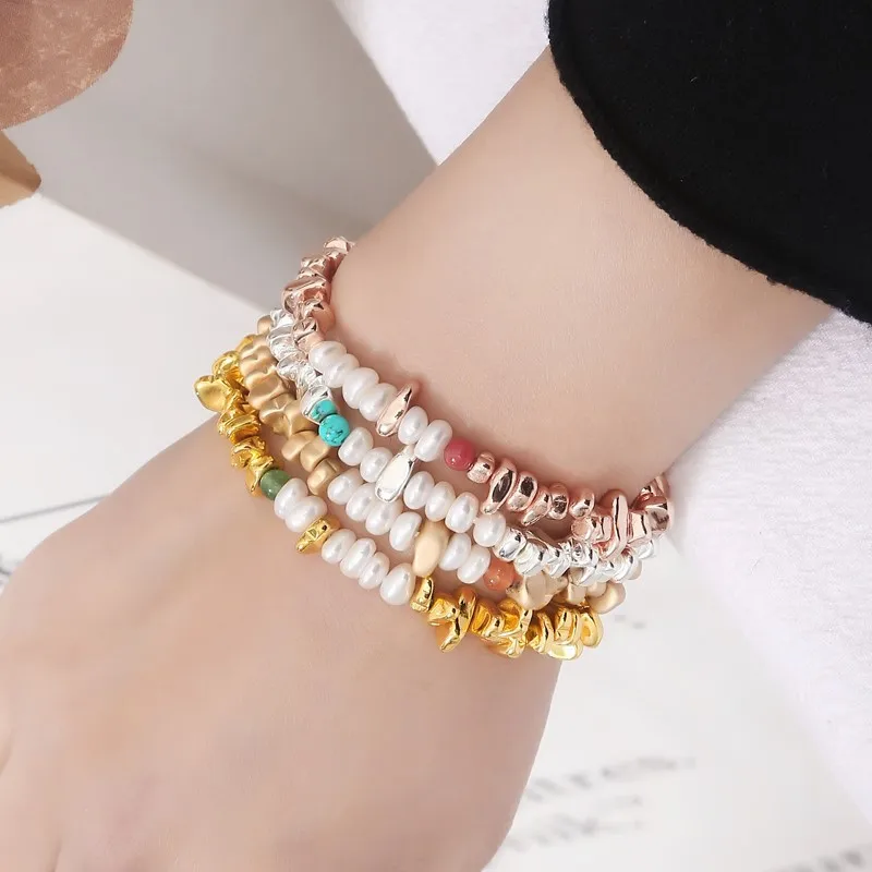 

Imitation Gold Black Gallstone Ladies Elastic Bracelet Fashion Exquisite Inlaid Natural Freshwater Pearl Party Jewelry