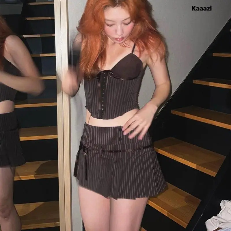 

Женский винтажный костюм на шнуровке, без рукавов, на бретельках