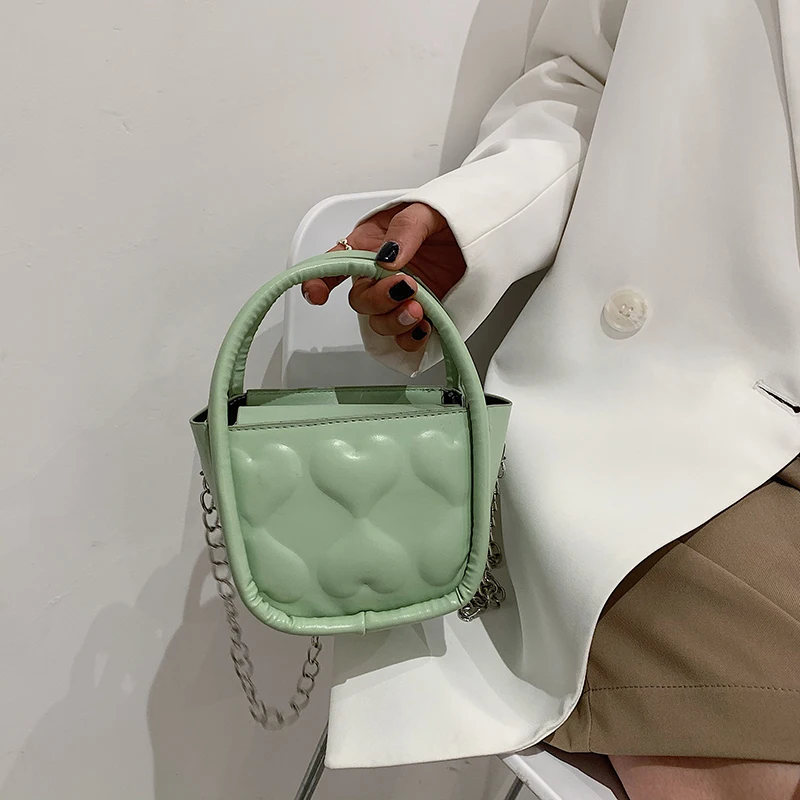 

Women Flap Handbags Fashion Design Ladies Small Square Shoulder Messenger Bag Retro Heart Pattern Girls Mini Chain Crossbody Bag