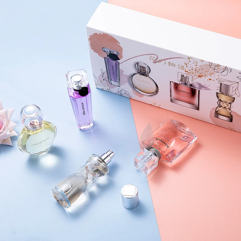 Брендовая Подарочная коробка для женских духов набор из четырех предметов