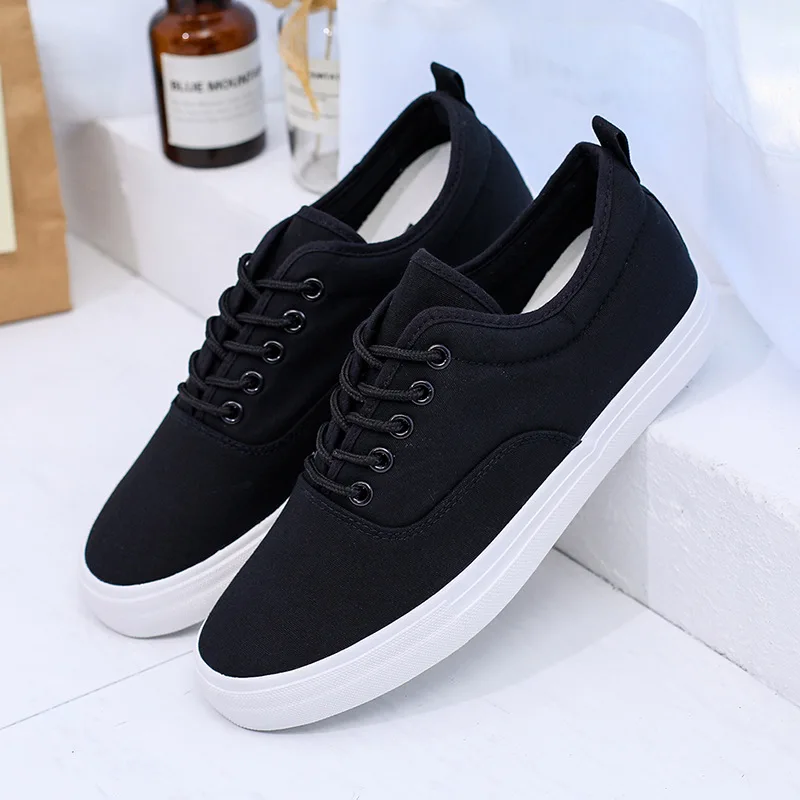Summer Canvas Vulcanized Shoes Breathable Fashion Couple Shoes White Black Men Shoes Large Size Sneakers Mens Casual Shoes